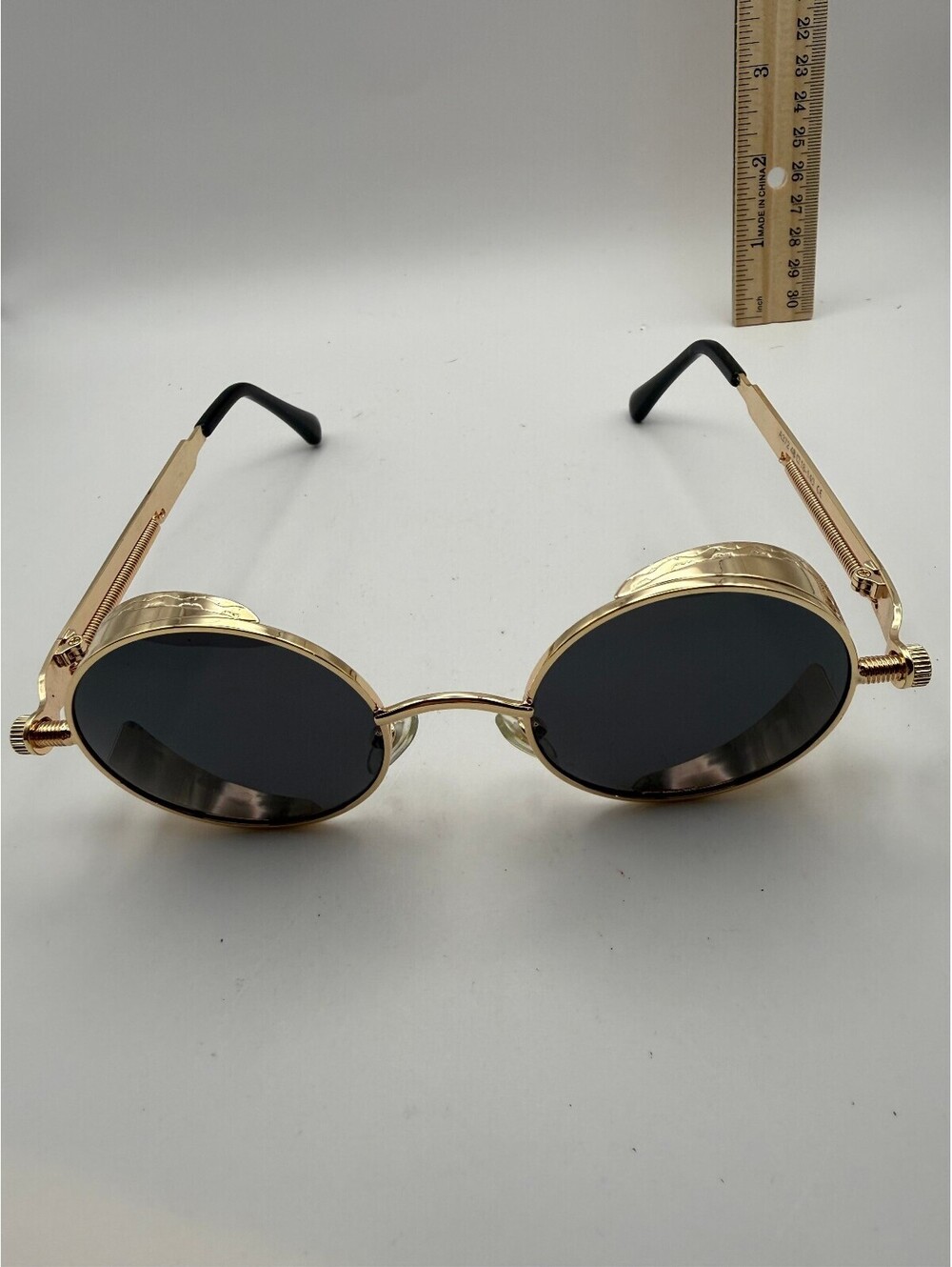 Luojery Design Eyewear Round Sunglasses Gold Tone Black Lens 58-18-140 Case